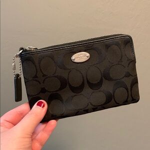 EUC - Coach Signature Jacquard Black Wristlet unbranded strap